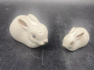 Vintage Omnibus Bunny Rabbits Figurines OCI Japan Stoneware Rabbits Set Of 2 - Picture 1 of 10