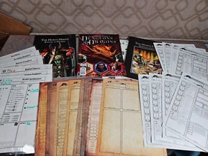 Dungeons & Dragons - Random Lot of Books, Papers, etc - See Pictures - Picture 1 of 17