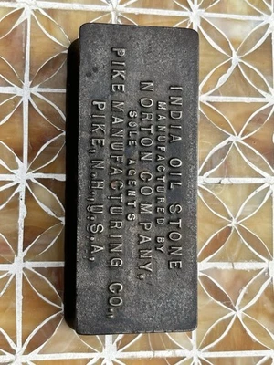 Pike Manufacturing Norton India Oil Whet Sharpening Stone Tool Cast Iron - Image 1 of 4