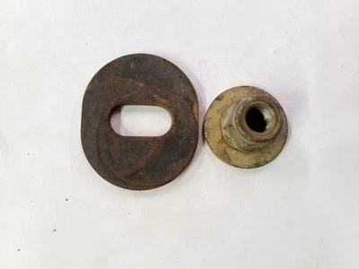 Front Body Mount Nut & Washer | Fits 05 06 07 Ford F250 F350 Foto 1 de 4