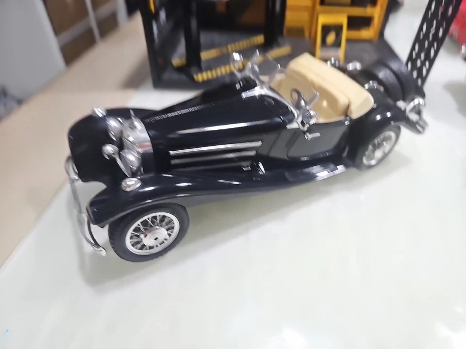 BURAGO Mercedes Benz 500 K Roadster (1936) Scala 1/20 Made In Italy - Immagine 1 di 4