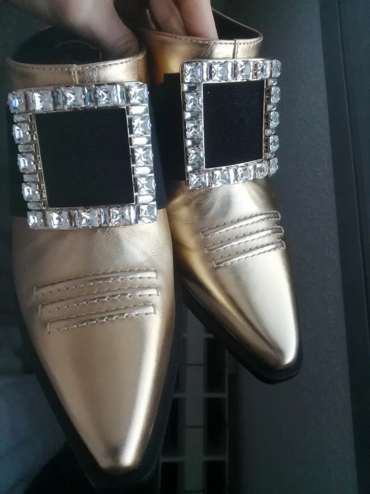 Zuecos dorados Roger Vivier, nuevos, con caja, tacón bajo - Imagen 1 de 4