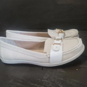 Lands End Slip On Shoe size 9.5 - Picture 1 of 5