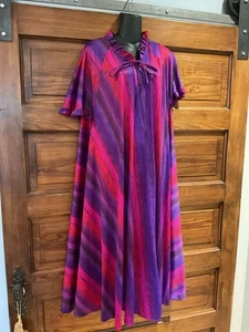 Exclusively Yours Pink Purple Mrs Roper Vacation Kaftan Dress One Size - Picture 1 of 6