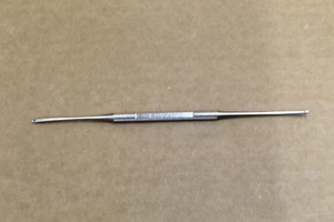 V. Mueller CH2605 Double Ended Dissector - Picture 1 of 4