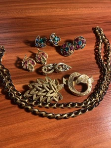 Vintage Costume Jewelry Lot. Very Nice - Picture 1 of 7