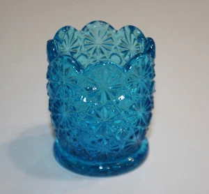 Vintage Le Smith Teal Blue Daisy & Button Scalloped Edge Toothpick Holder 2 3/8” - Picture 1 of 8