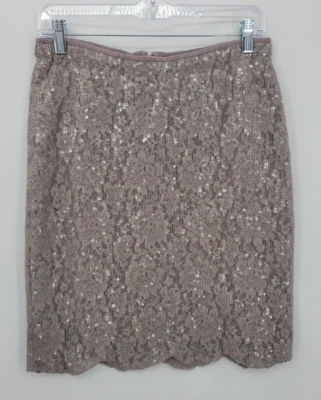 Saia feminina Yoana Baraschi Anthropologie 4 bainha de vieira de renda rosa esfumaçada - Imagem 1 de 4