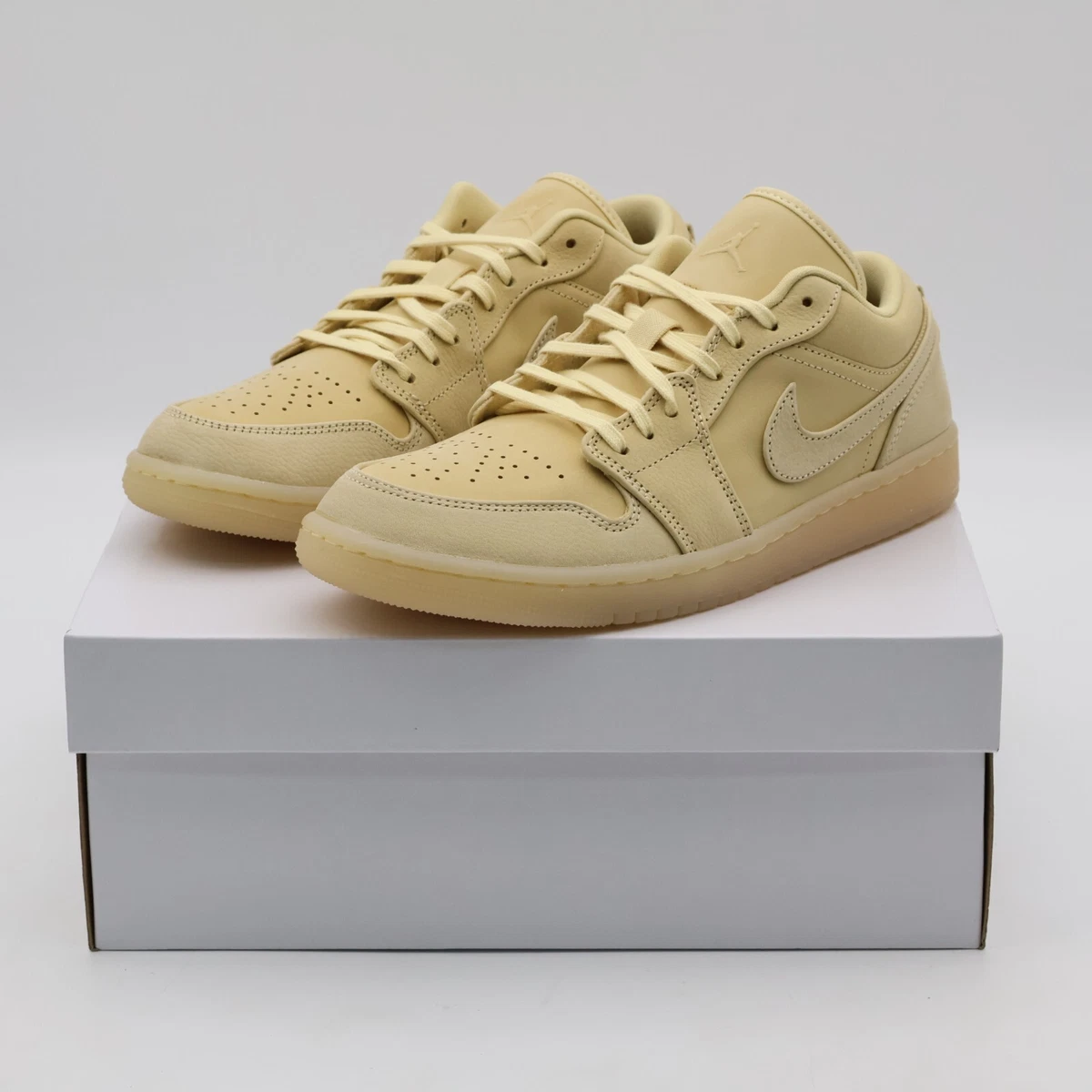 Preços baixos em Jordan 1 SE Low Pale Vanilla W | eBay