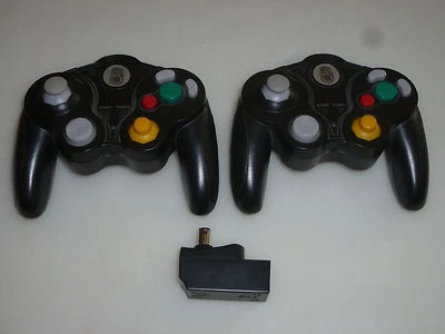 GC PSYCLONE ESSENTIALS WIRELESS NINTENDO GAMECUBE CONTROLLER LOT RECEIVER PSE06  - Image 1 of 4