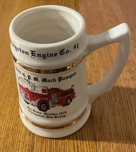 1979 FIRE ENGINE CO. Nr. 1 Mark Pumper Keramiktasse Stein Livingston, NJ - Bild 1 von 4