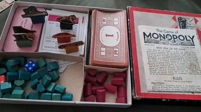 MONOPOLY Vintage 1940s  - Image 1 of 4