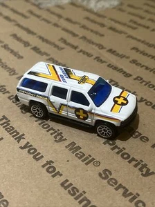 Matchbox 2000 GM Chevrolet Suburban "Emergency Rescue" Special Edition - Picture 1 of 5