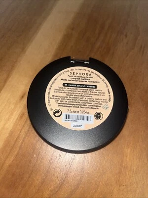 SEPHORA Matte Perfection Powder Foundation-44 Natural Almond - Image 1 of 2
