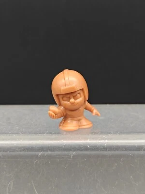 Figura de vinilo de 1" receptor ancho (WR) PROTOTIPO TESTSHOT TEENYMATES RARO Foto 1 de 4