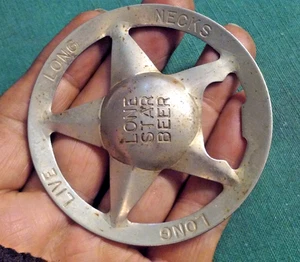 Vintage Metal LONE STAR BEER Round Badge-Like Bottle Opener & SPINNER on Reverse - Picture 1 of 5