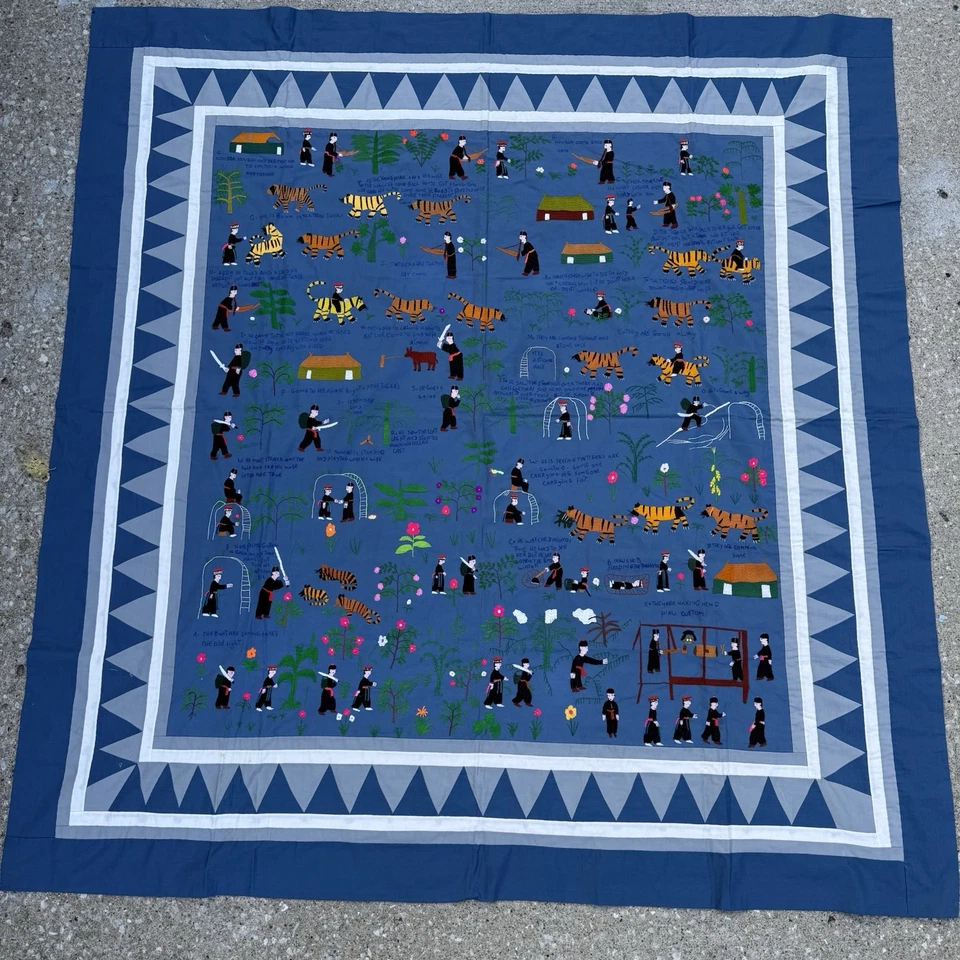 Tapiz de tela vintage Hmong bordado a mano 59 X 62 pulgadas arte popular asiático Foto 1 de 4