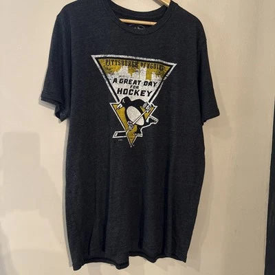 VINTAGE STYLE WOMEN'S TEEN PITTSBURGH PENGUINS NHL HOCKEY T-shirt XL - Image 1 of 4