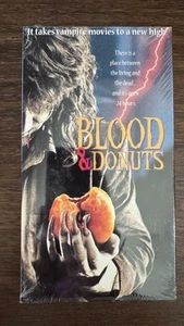 BLOOD & DONUTS (VHS) 1995!!  RARE!!!  GORDON CURRIE + HELENE CLARKSON / SCR60246 - Foto 1 di 3