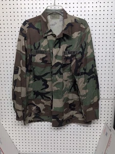 US MARINES Hot Weather Woodland Camo Shirt Sz Medium- W/Patches Arm Ripped - Picture 1 of 16