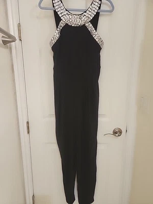 Mono adornado Venus Foto 1 de 4