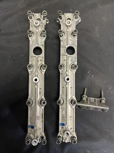 2003 2004 03 04 Suzuki GSXR1000 GSXR 1000 Intake Exhaust Camshaft Cam Holders - Picture 1 of 9