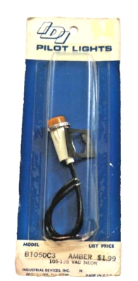 De colección Dispositivos Industriales B1050C3 Luz Indicadora Neón Ámbar 105-125 VAC Nueva Foto 1 de 4