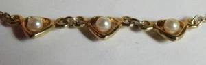 Vintage 3 HERZEN MIT KUNSTPERLEN MITTEN GOLDFARBEN ODER SEHR GUTER ZUSTAND? HALSKETTE - Bild 1 von 3