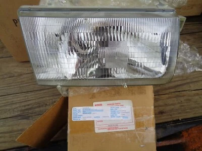 NOS 1998 1999 ISUZU RODEO AMIGO HONDA PASSPORT HEADLIGHT RH OEM 897178077 - Image 1 of 4