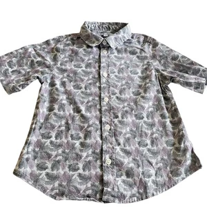 Boys and Arrows Gray Feather Print Short Sleeve Button Up Shirt Size 4 - Picture 1 of 5