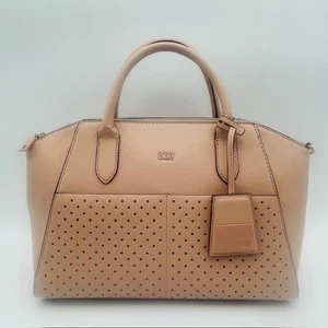 DKNY Peach Peyton Umhängetasche Reißverschluss oben ohne Schulterriemen - Neu mit Etikett - Bild 1 von 19