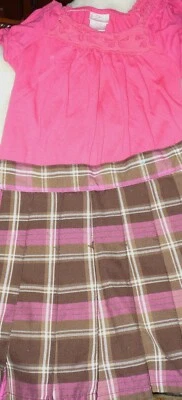 Xhilaration Rosa Manga Corta Camiseta/Rosa/Marrón Cuadros Plisados Skorts Talla 10-12 Foto 1 de 4