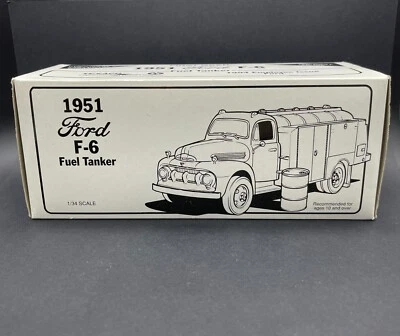 First Gear 1951 51 F-6 Ford Texaco Fuel Tanker White Employee Issue Diecast 1/34 - Image 1 of 4