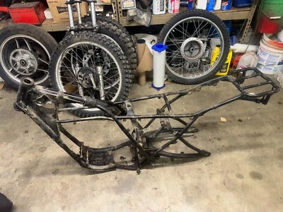 75 yamaha mx-400 рама и поворотный рычаг, 509211100533, mx-250, yz-400, mx-400 - Изображение 1 из 4