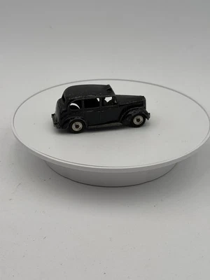 Dinky Toys No.254 Austin Taxi (1954-59) Original Black Paintwork. - Image 1 of 4