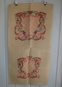 Tapiz de punta de aguja vintage preelaborado floral antiguo de lona trabajado a mano 43x22 - Imagen 1 de 11