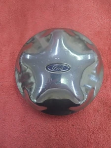 TAPA CENTRAL RUEDA FORD F65A-1A096-EA - Imagen 1 de 2