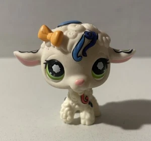 Littlest Pet Shop~#1068~Lamb Sheep~White Confetti~Green Cloud Eyes~Postcard Pet - Picture 1 of 3