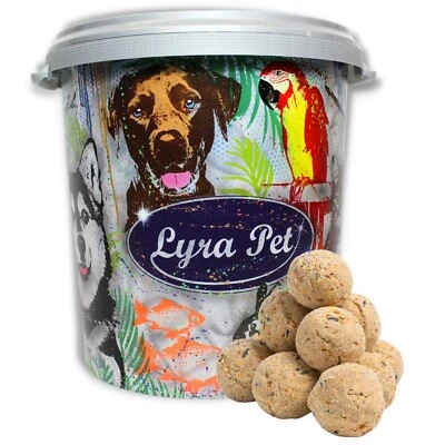 LYRA PET GMBH 100 Meisenknödel Basic ohne Netz à 90 g = 9 kg Vogelfutter Lyra Pet® +30 L Tonne