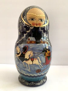 VTG 1992 Russian Wood Nesting Dolls 10 PC HandPainted Winter Scene Horses SIGNED - Foto 1 di 9