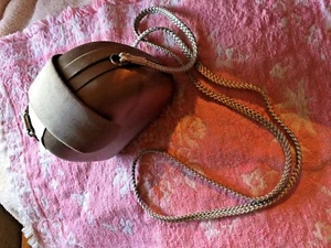 Ladies Purse Clam Shell silvery beige 4" x 5" x 2" - Picture 1 of 5