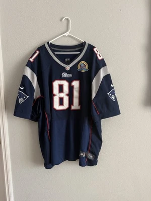 USED AARON HERNANDEZ PATRIOTS NFL  XL JERSEY - Image 1 of 4