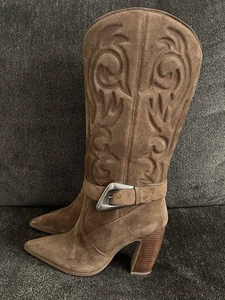 Vince Camuto Women's Biancaa High Boot Size 8M - Picture 1 of 15