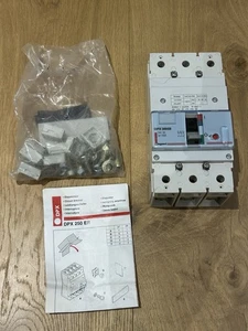 Legrand 160 Amp 3 polig Phase Mccb DPX 250ER Leitungsschutzschalter - Bild 1 von 4