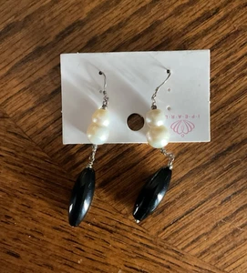 Modischer Ohrring - Onyx und Perle - Bild 1 von 6