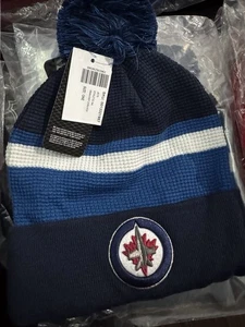 Neu mit Etikett Winnipeg Jets Herren Einheitsgröße Winter Strick Beanie Mütze. Cap NHL - Bild 1 von 4