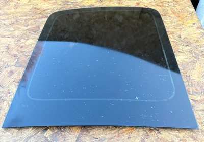 VW Caddy MAXI Passenger Side Fixed Privacy Window 2008 - 2020 - Image 1 of 4