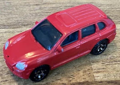 Matchbox Cars 2004 Porsche Cayenne Turbo #MB675 1:66 Scale Red - NICE - Image 1 of 4