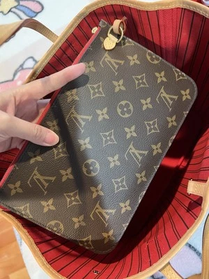 Louis vuitton never full - Image 1 of 4