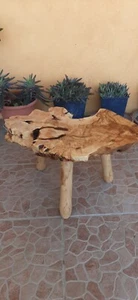 Sgabello Artigianale In Legno Di Ulivo - Foto 1 di 18